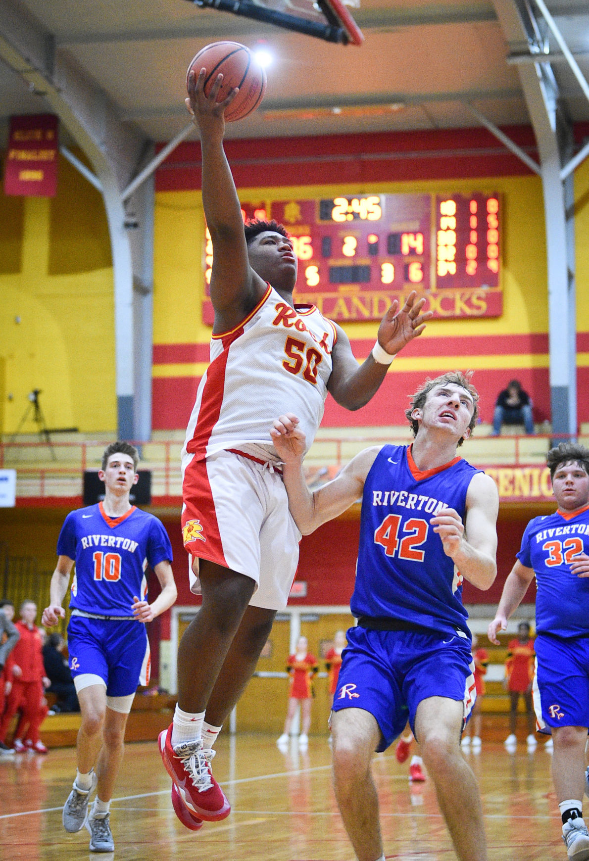113019-qct-qca-rockybasketball-028a.jpg